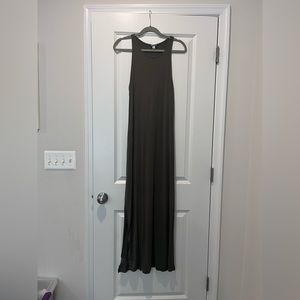 Maxi dark green dress